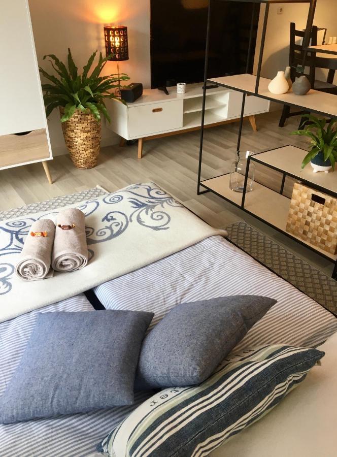'Das Kleine Feine' - Ruhige, Helle Ferienwohnung Mit Parkplatz Und Balkon Pforzheim Eksteriør bilde